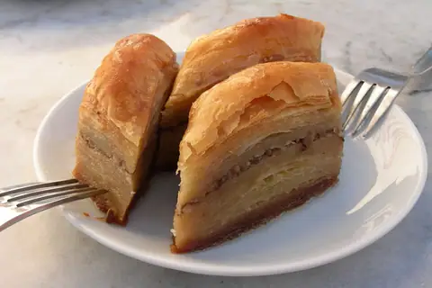 Mr T.G Pullin's Bakery photo 4
